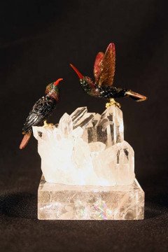 10909-12cmHummingbird couple Tourmaline, base Crystal - 12CM